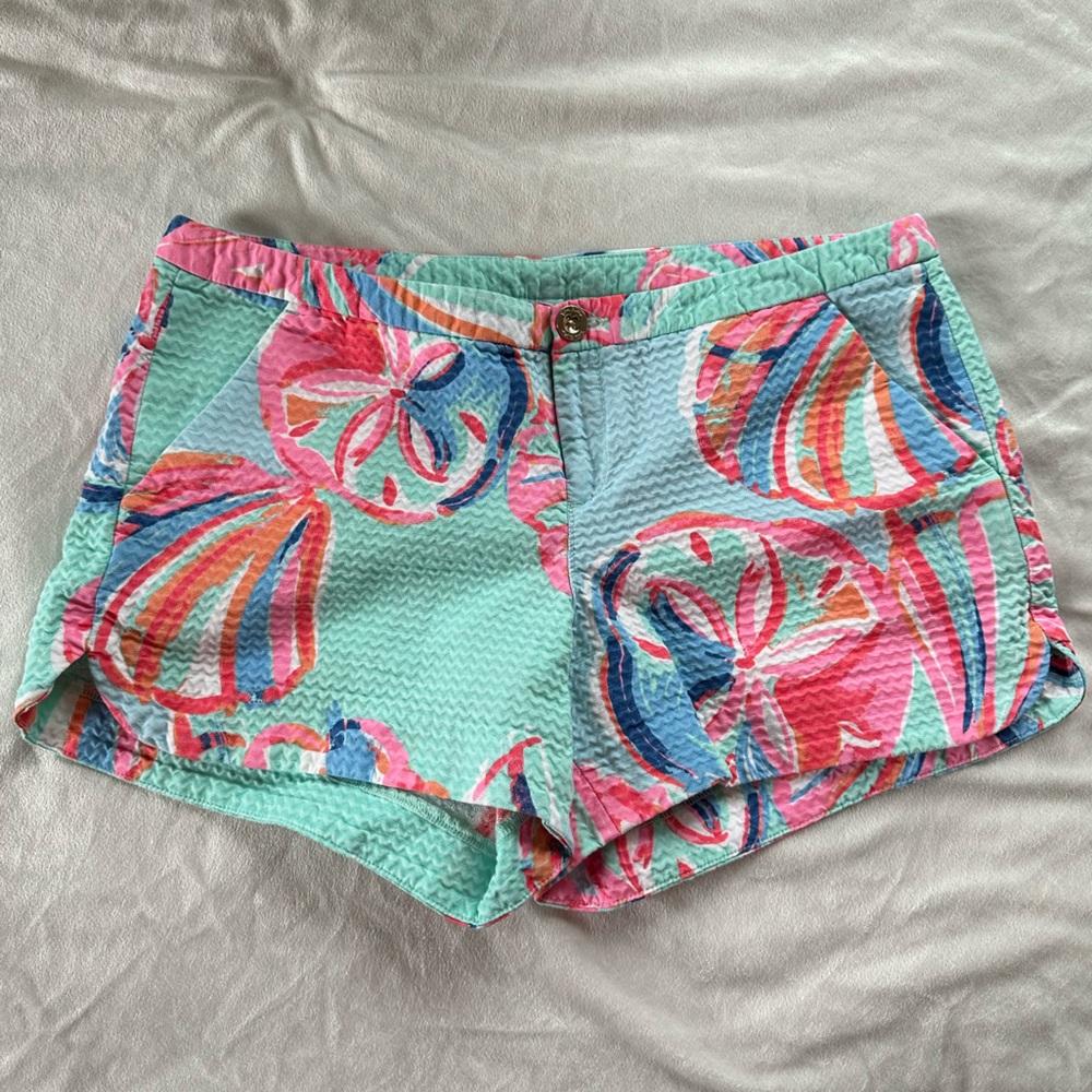 Lilly Pulitzer shorts size 4